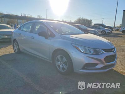 Czwarte zdjęcie samochodu z boku: 2017 CHEVROLET CRUZE LS VIN:3G1BC5SM6HS571938 - miniatura
