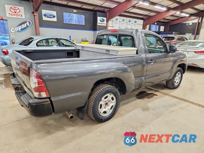 Trzecie zdjęcie samochodu z tyłu: 2011 TOYOTA TACOMA VIN:5TFNX4CNXBX002526 - miniatura