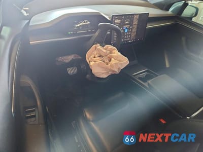 Zdjęcie 8 z 12 samochodu: 2024 TESLA MODEL X VIN:7SAXCAE58RF438833 - miniatura