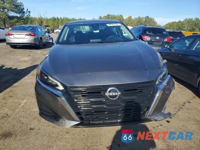 Piąte zdjęcie samochodu w środku: 2023 NISSAN ALTIMA SV VIN:1N4BL4DV9PN390595 - miniatura