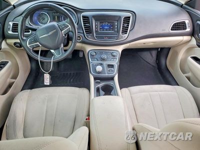 Zdjęcie 8 z 12 samochodu: 2017 CHRYSLER 200 LX VIN:1C3CCCFB8HN504622 - miniatura