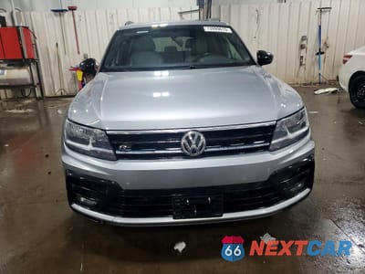 Piąte zdjęcie samochodu w środku: 2020 VOLKSWAGEN TIGUAN SE VIN:3VV2B7AX8LM106531 - miniatura