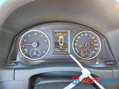 Zdjęcie 9 z 12 samochodu: 2011 VOLKSWAGEN TIGUAN S VIN:WVGBV7AX7BW561354 - miniatura