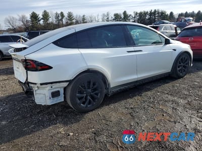 Trzecie zdjęcie samochodu z tyłu: 2022 TESLA MODEL X VIN:7SAXCAE57NF362905 - miniatura