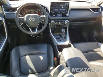 Zdjęcie 8 z 12 samochodu: 2021 TOYOTA RAV4 XLE PREMIUM VIN:2T3C1RFV8MW164096 - miniatura