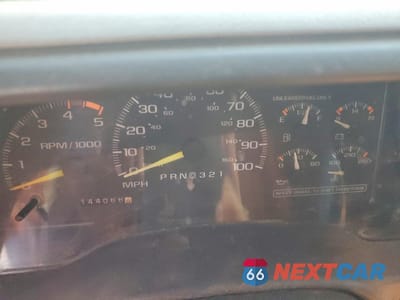 Zdjęcie 9 z 13 samochodu: 1995 CHEVROLET SUBURBAN K2500 VIN:1GNGK26N6SJ301058 - miniatura