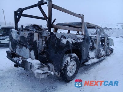 Trzecie zdjęcie samochodu z tyłu: 2022 GMC SIERRA K1500 SLE VIN:3GTPUBEK1NG622781 - miniatura