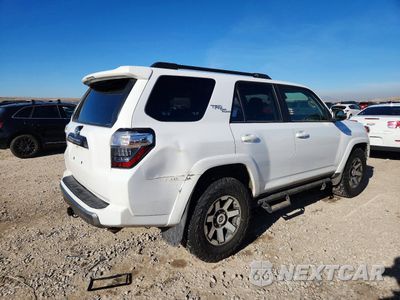 Trzecie zdjęcie samochodu z tyłu: 2023 TOYOTA 4RUNNER SE VIN:JTERU5JR4P6189647 - miniatura