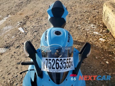 Piąte zdjęcie samochodu w środku: 2023 SUZUKI GSX-R600 VIN:JS1GN7FA8P7100948 - miniatura