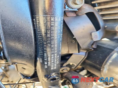 Zdjęcie 10 z 10 samochodu: 2003 SUZUKI VL800 VIN:JS1VS54A032106483 - miniatura