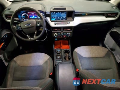 Zdjęcie 8 z 12 samochodu: 2024 FORD MAVERICK XLT VIN:3FTTW8J94RRA12933 - miniatura