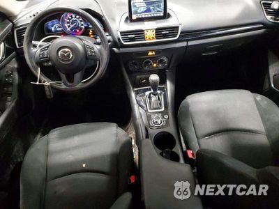 Zdjęcie 8 z 11 samochodu: 2016 MAZDA 3 SPORT VIN:JM1BM1T79G1334978 - miniatura