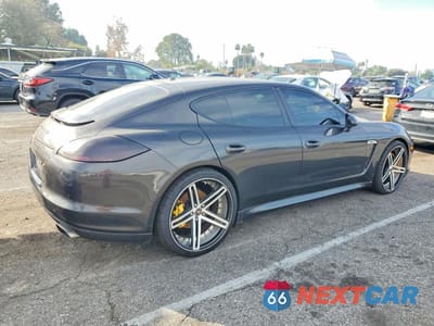 Trzecie zdjęcie samochodu z tyłu: 2011 PORSCHE PANAMERA 2 VIN:WP0AA2A79BL011959 - miniatura