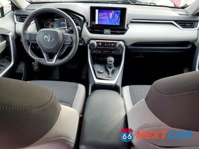 Zdjęcie 8 z 13 samochodu: 2024 TOYOTA RAV4 XLE VIN:2T3RWRFV6RW243463 - miniatura