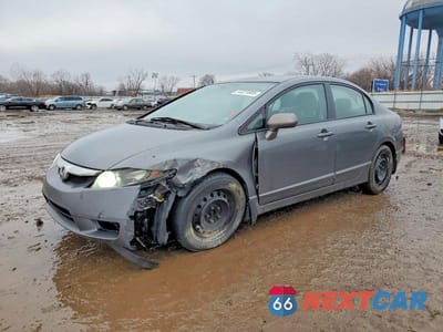 2010 HONDA CIVIC LX 19XFA1F52AE086274 - główne zdjęcie licytacji z USA - miniatura