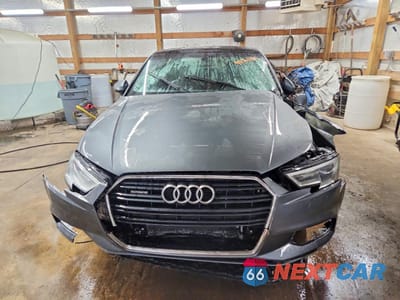 Piąte zdjęcie samochodu w środku: 2017 AUDI A3 PREMIUM VIN:WAUB8GFF9H1042577 - miniatura
