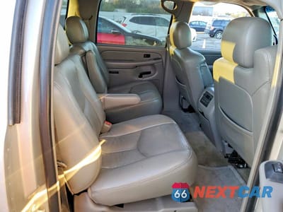 Zdjęcie 11 z 13 samochodu: 2005 GMC YUKON XL K1500 VIN:3GKFK16Z75G118909 - miniatura