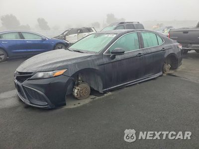 2021 TOYOTA CAMRY SE 4T1G11AK0MU523028 - główne zdjęcie licytacji z USA - miniatura
