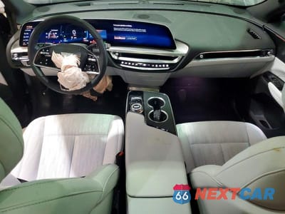 Zdjęcie 8 z 13 samochodu: 2025 CADILLAC LYRIQ LUXURY VIN:1GYKPNRL4SZ305542 - miniatura