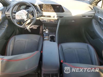Zdjęcie 8 z 12 samochodu: 2022 HYUNDAI SONATA SEL PLUS VIN:KMHL44J20NA210703 - miniatura