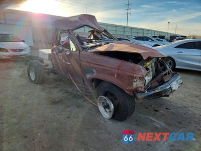 Czwarte zdjęcie samochodu z boku: 1984 FORD RANGER VIN:1FTCR11S7EUD80415 - miniatura