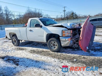 Czwarte zdjęcie samochodu z boku: 2009 CHEVROLET SILVERADO K2500 HEAVY DUTY VIN:1GCHK44K09E120106 - miniatura