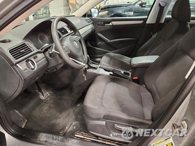 Zdjęcie 7 z 11 samochodu: 2013 VOLKSWAGEN PASSAT S VIN:1VWAP7A35DC009375 - miniatura