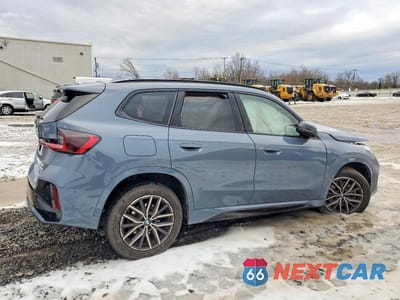 Trzecie zdjęcie samochodu z tyłu: 2023 BMW X1 XDRIVE28I VIN:WBX73EF07P5W03733 - miniatura