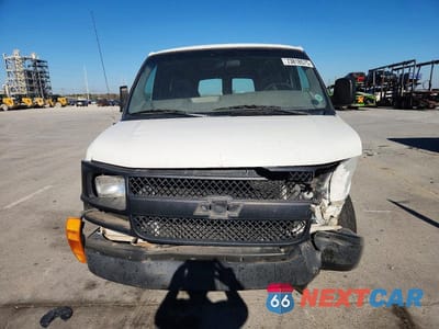 Piąte zdjęcie samochodu w środku: 2003 CHEVROLET EXPRESS G1500 VIN:1GCFG15X131226726 - miniatura