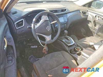 Zdjęcie 8 z 12 samochodu: 2015 NISSAN ROGUE S VIN:KNMAT2MT8FP504923 - miniatura