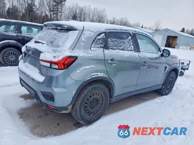 Trzecie zdjęcie samochodu z tyłu: 2021 MITSUBISHI RVR SE VIN:JA4AJVAW8MU602008 - miniatura
