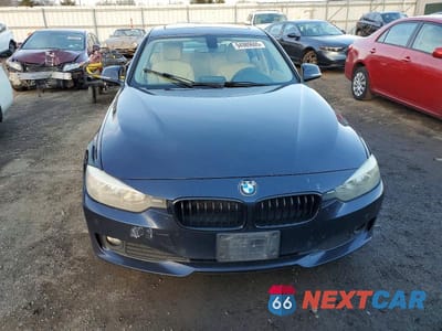Piąte zdjęcie samochodu w środku: 2014 BMW 320 I XDRIVE VIN:WBA3C3G52ENS69258 - miniatura