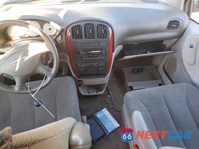 Zdjęcie 8 z 14 samochodu: 2005 CHRYSLER TOWN & COUNTRY VIN:1C4GP45R45B207821 - miniatura
