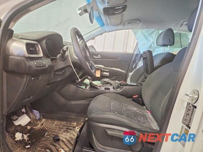 Zdjęcie 7 z 13 samochodu: 2020 KIA SORENTO LX V6 VIN:5XYPGDA50LG683523 - miniatura