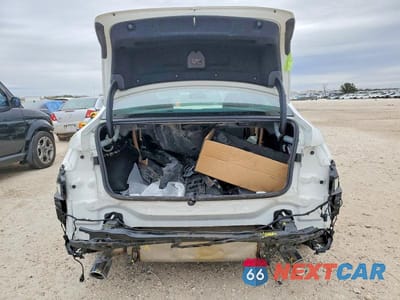 Zdjęcie 6 z 12 samochodu: 2025 BMW 330XI VIN:3MW89CW06S8F02700 - miniatura