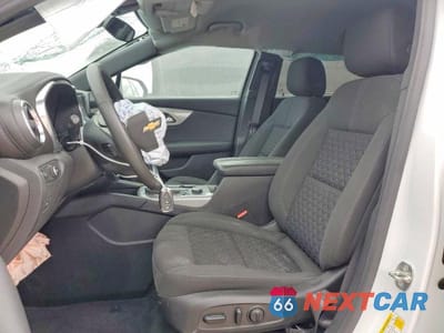 Zdjęcie 7 z 12 samochodu: 2021 CHEVROLET BLAZER 2LT VIN:3GNKBCRS7MS578241 - miniatura