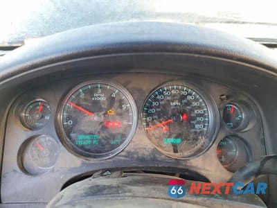 Zdjęcie 9 z 12 samochodu: 2013 GMC YUKON DENALI VIN:1GKS2EEF3DR246852 - miniatura