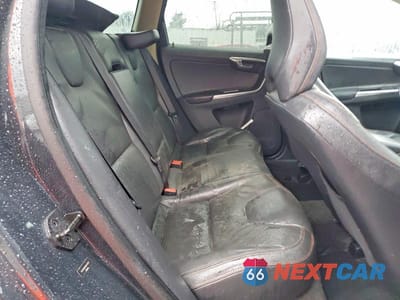 Zdjęcie 10 z 12 samochodu: 2013 VOLVO XC60 T6 VIN:YV4902DZ0D2441243 - miniatura