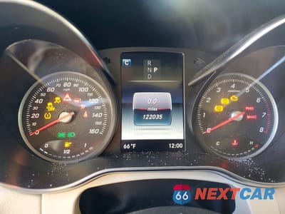 Zdjęcie 9 z 12 samochodu: 2019 MERCEDES-BENZ GLC 300 VIN:WDC0G4JB9KV145122 - miniatura