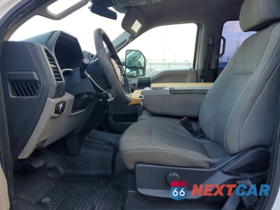 Zdjęcie 7 z 12 samochodu: 2020 FORD F350 SUPER DUTY VIN:1FT8W3DT9LEE98102 - miniatura