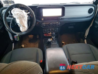 Zdjęcie 8 z 11 samochodu: 2024 JEEP WRANGLER 4XE VIN:1C4RJXN69RW122408 - miniatura