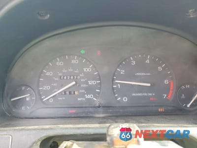 Zdjęcie 9 z 12 samochodu: 1995 SUBARU LEGACY L VIN:4S3BK6351S6361735 - miniatura