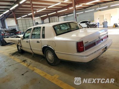 Drugie zdjęcie samochodu z przodu: 1996 LINCOLN TOWN CAR CARTIER VIN:1LNLM83W8TY616580 - miniatura