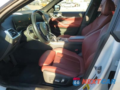 Zdjęcie 7 z 11 samochodu: 2023 BMW I4 EDRIVE 35 VIN:WBY43AW07PFP82244 - miniatura