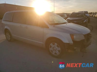 Czwarte zdjęcie samochodu z boku: 2011 DODGE GRAND CARAVAN EXPRESS VIN:2D4RN4DG7BR787032 - miniatura