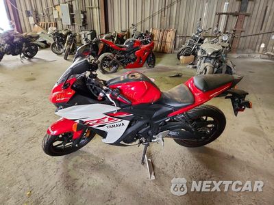 Trzecie zdjęcie samochodu z tyłu: 2015 YAMAHA YZFR3 VIN:MH3RH06Y0FK004268 - miniatura
