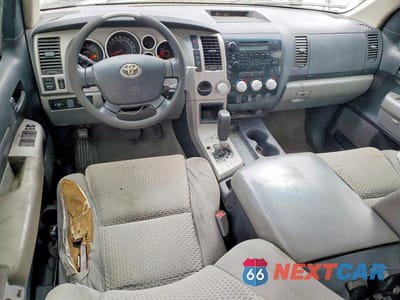 Zdjęcie 8 z 11 samochodu: 2007 TOYOTA TUNDRA SR5 VIN:5TBRT54197S453693 - miniatura