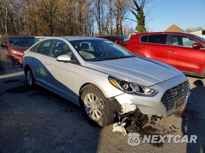 Czwarte zdjęcie samochodu z boku: 2018 HYUNDAI SONATA SE VIN:5NPE24AF2JH659938 - miniatura