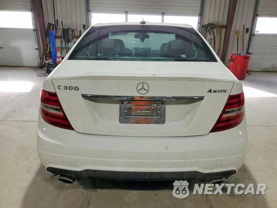 Zdjęcie 6 z 14 samochodu: 2013 MERCEDES-BENZ C 300 4MATIC VIN:WDDGF8AB8DR255269 - miniatura