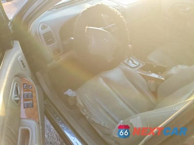 Zdjęcie 8 z 13 samochodu: 2002 INFINITI I35 BASE VIN:JNKDA31A32T011047 - miniatura